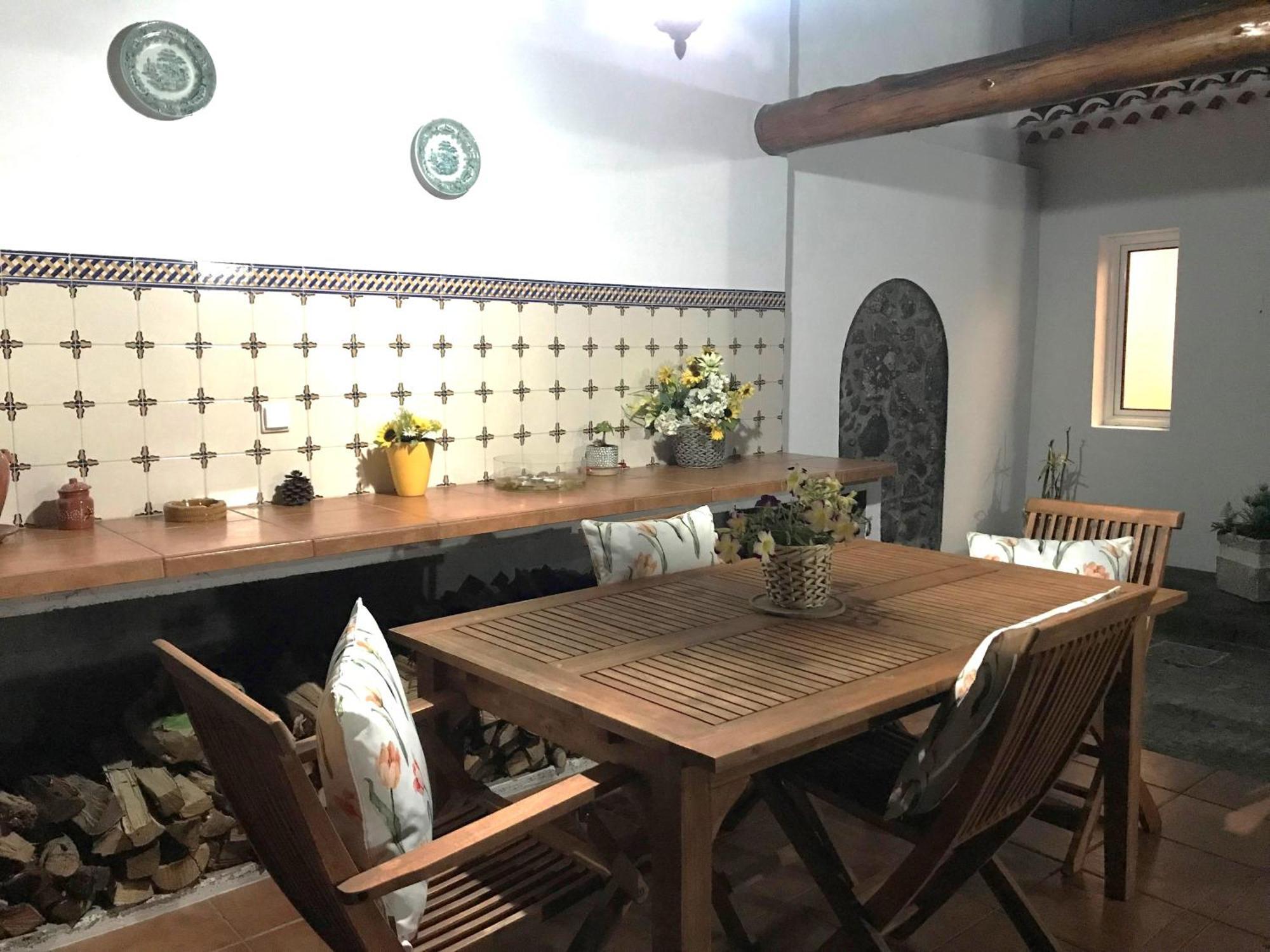 Charming Green Country House Nordestinho 외부 사진